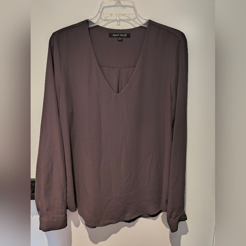 Women's Brown V-Neck Top